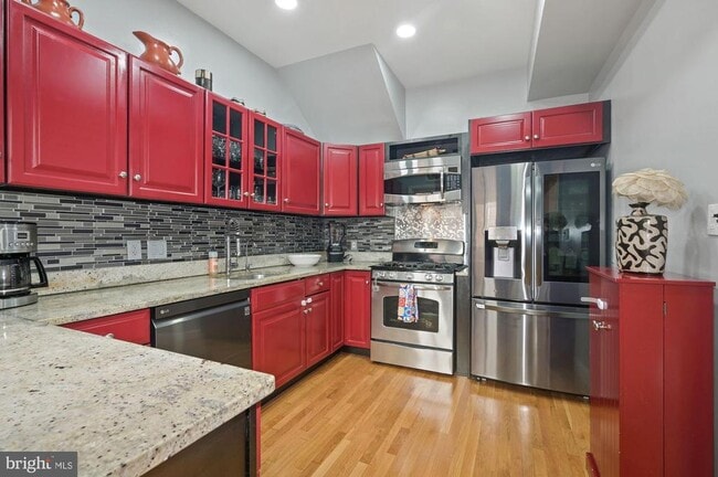 Photo - 2231 Hall Pl NW