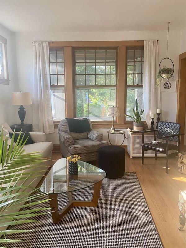 Photo - 5825 N Rogers Ave Unit #2