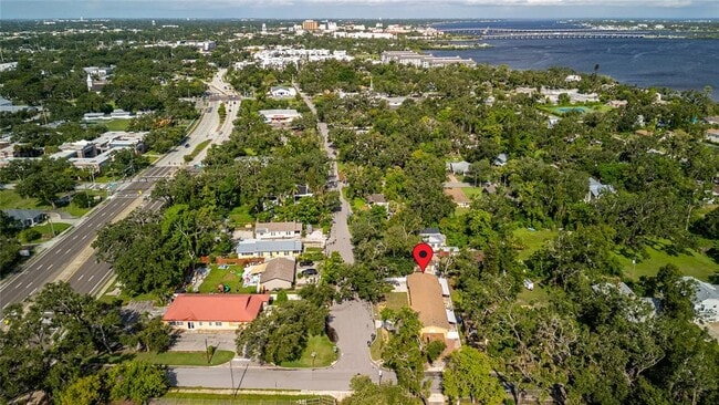 Photo - 1731 4th Ave E