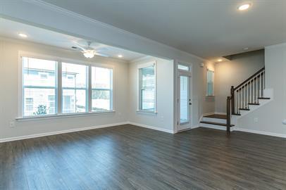 Photo - 230 Kephart Way