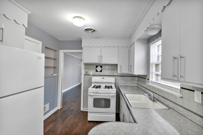 Photo - 7418 W Clarence Ave