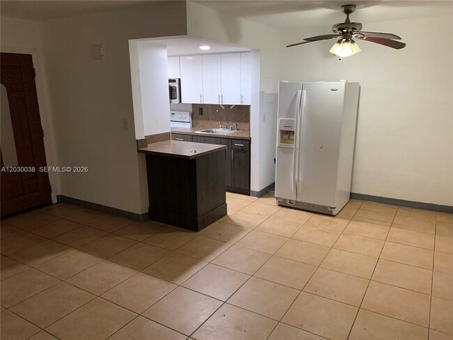 Photo - 1851 NE 168th St Unit B10
