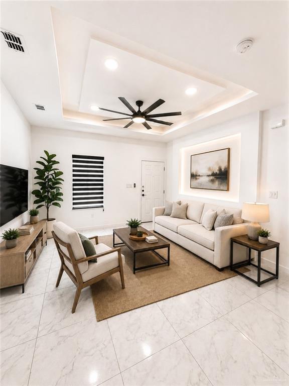 8 W Woodson Dr Unit 4