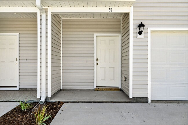 Photo - 41 S Main Deck Dr