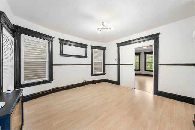 Photo - 209 N 11th St Unit 2