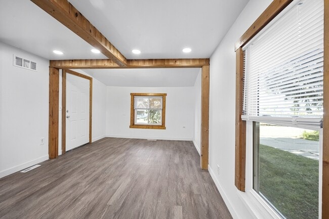 Photo - 31 Heights Rd