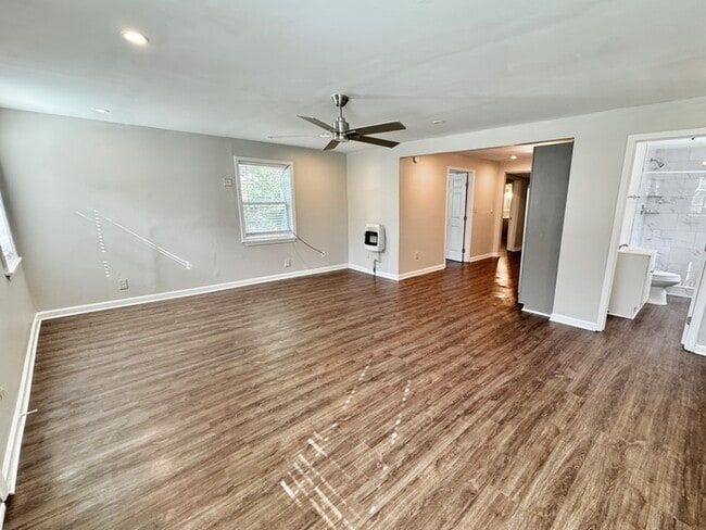 Photo - 324 Harrell St