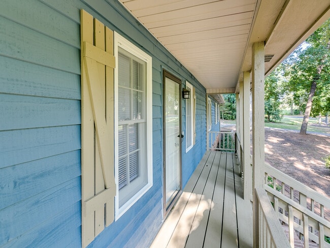 Photo - Spacious 3-Bed Home in District 6! Private...