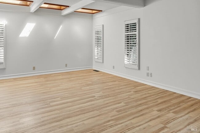 Photo - 1952 Centro W St