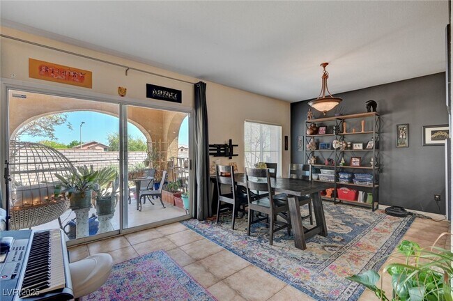 Photo - 820 Canterra St Unit 1056