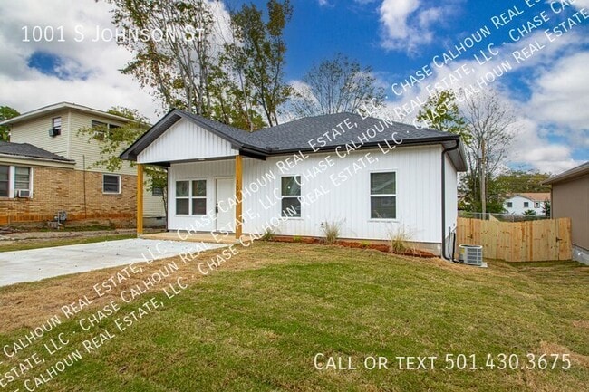 Photo - 1001 Johnson St