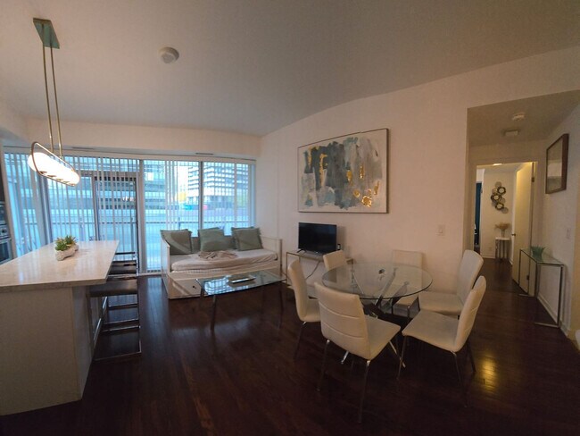 Photo - 14 York St Unit SI FL5-ID1347730P