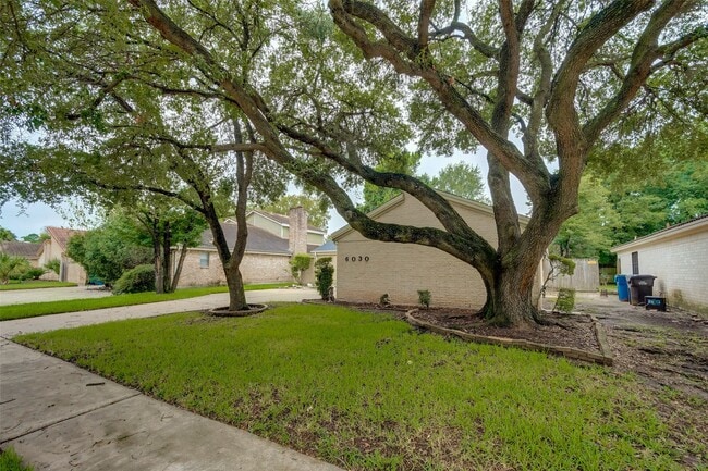 Photo - 6030 Gallant Forest Dr