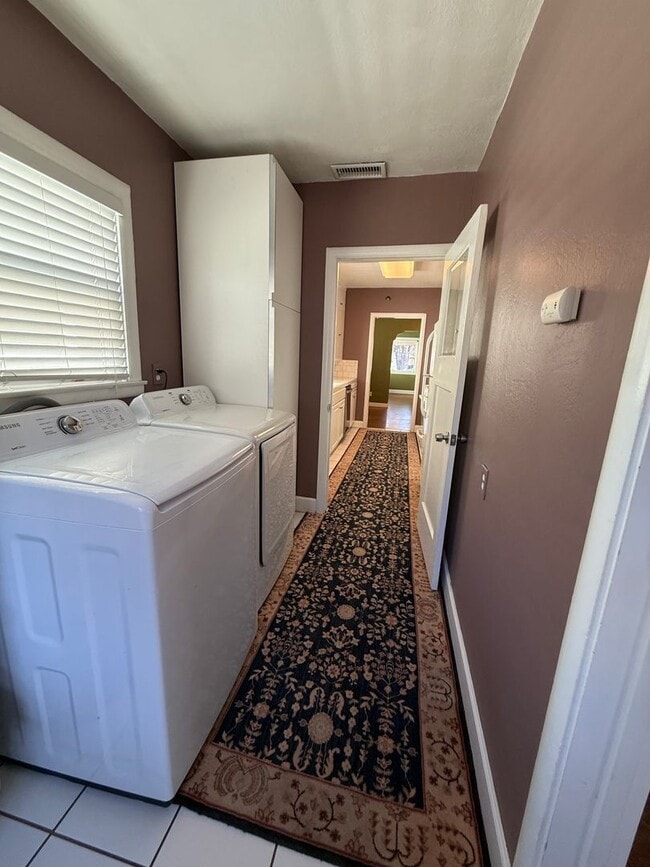 Photo - 2308 N St