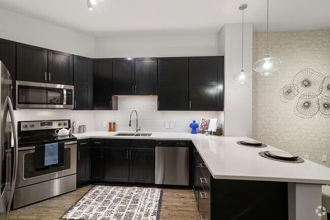 Building Photo - Cortland Galleria Rental