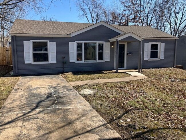 Building Photo - 9850 Dennis Dr