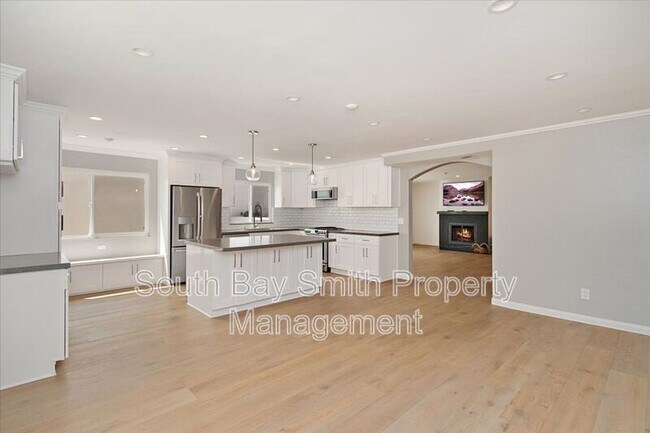 Photo - 122 S Guadalupe Ave Unit #2