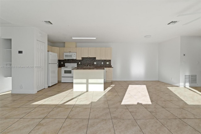 Photo - 6035 SW 40th Ct