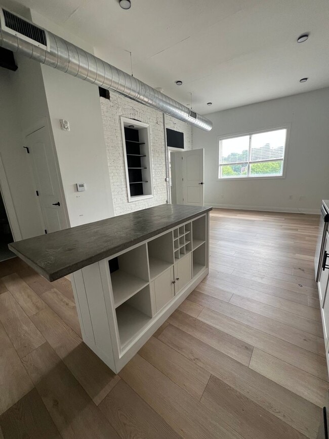 Photo - 123 Northampton St Unit 123 #11