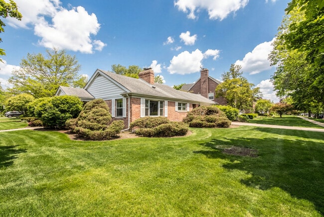 Photo - 200 Cherry St