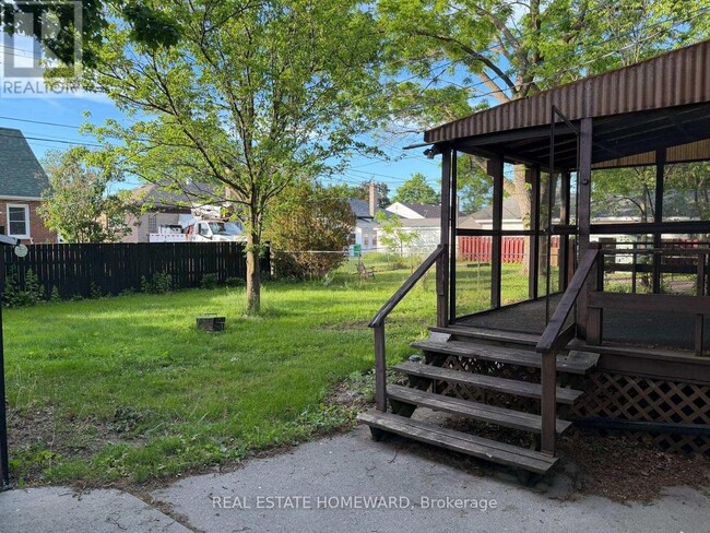 Photo - 668 Harold Dr
