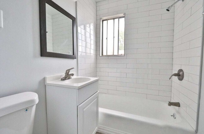 Bathroom - Germantown Apartments