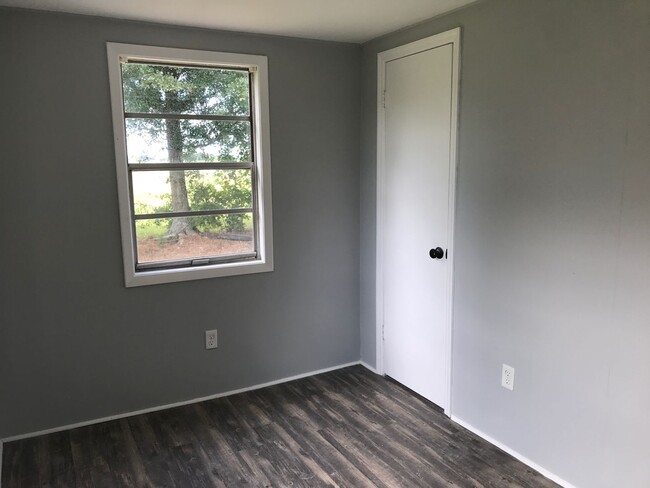 Photo - Love the Country Quiet - 2 bed 1 bath home on private country lot