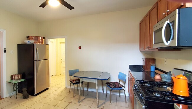 Photo - 400 Pearl St Unit 1