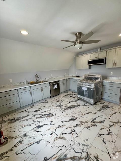 Building Photo - 93 Chapin Ave Unit 3 Rental