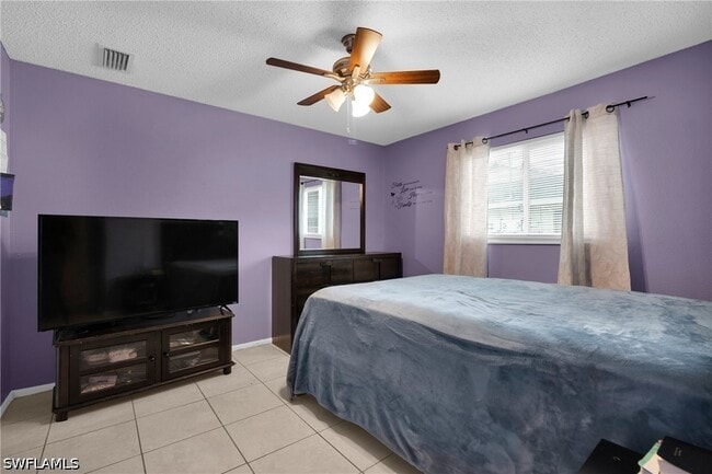 Photo - 423 SE 24th Ave