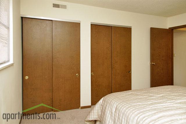 Bedroom - Bavarian Woods Apartments