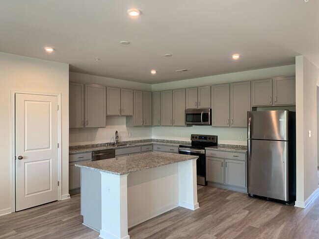 Cocina moderna - 14519 Hancock Towns Dr