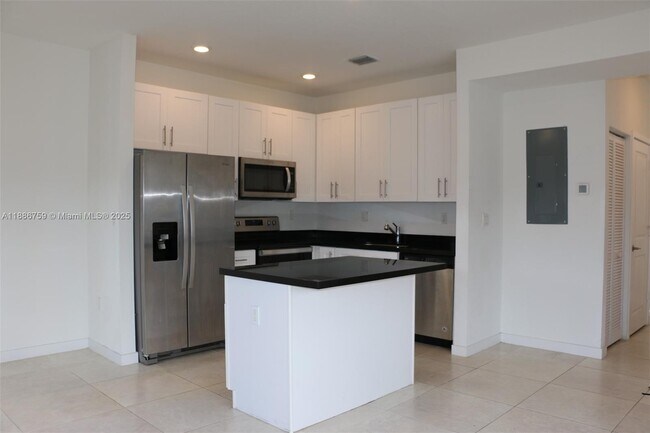 Photo - 25372 SW 135th Ave