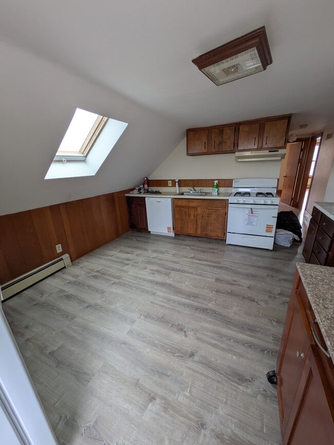 Photo - 261 Lexington St Apartments Unit 3
