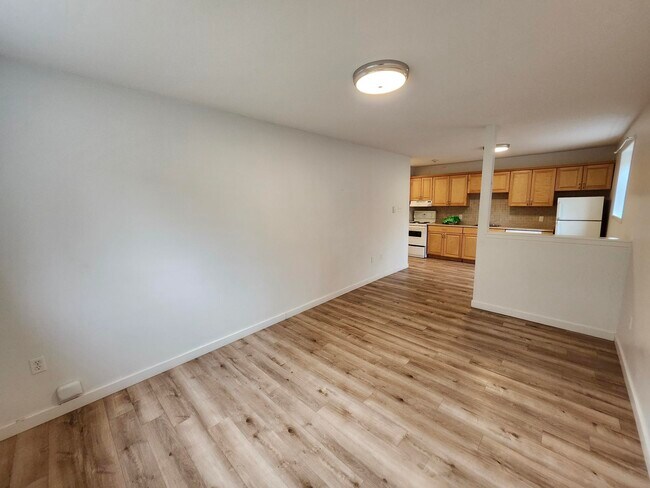 Photo - 355 Prince St Unit 7