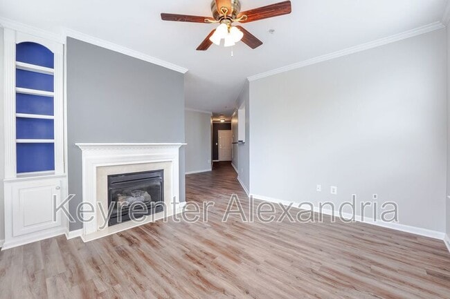 Photo - 4951 Brenman Park Dr Unidad Building 2