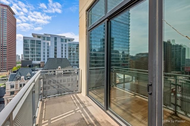Photo - 744 N Clark St Unit 1004