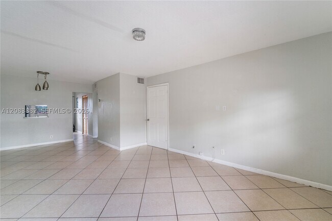 3777 NW 78th Ave Unit 3F
