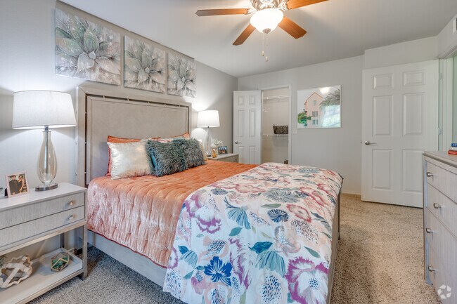 1BR,1BA - 789SF - Bedroom