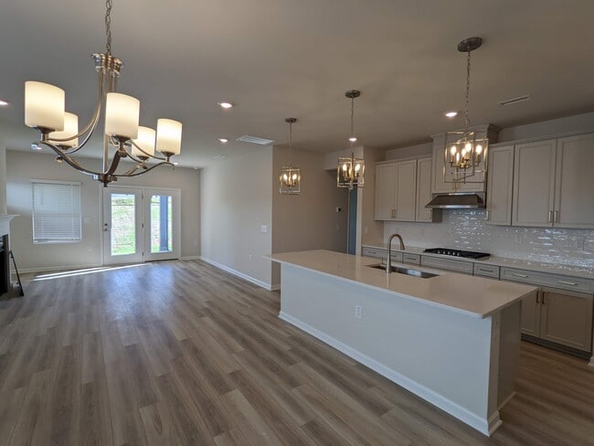 Photo - 645 Rawls Dr