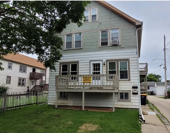 Building Photo - 1728s88tM Unit 1728