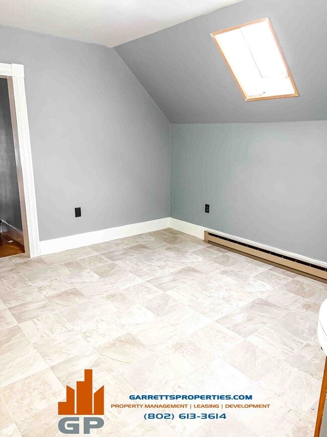 Building Photo - 24 Steeple Pl Unit 4