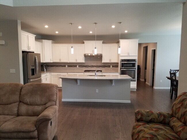 Photo - Gorgeous 4-Bed 3.5-Bath Home in Dayton Triangle!