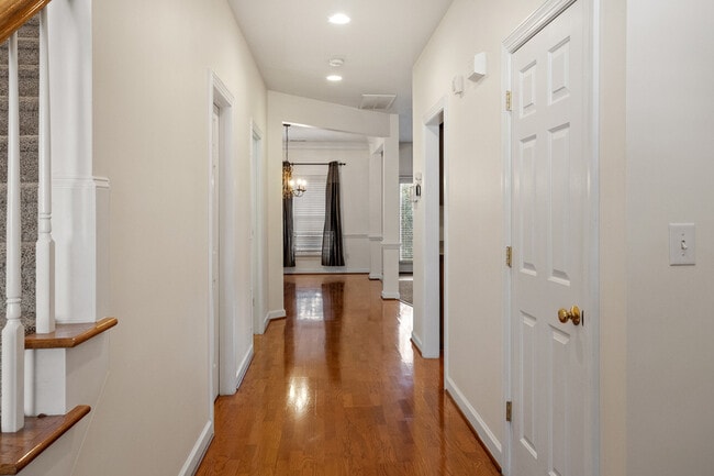 Photo - 8105 Satillo Ln