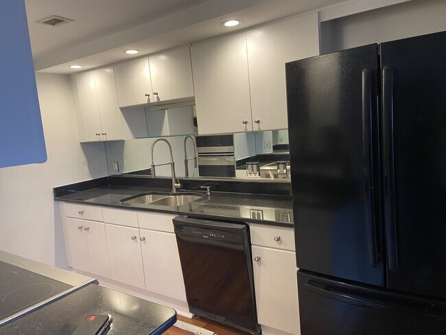 Photo - 10001 Windstream Dr #907