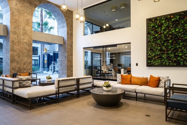Open-air outdoor lounge