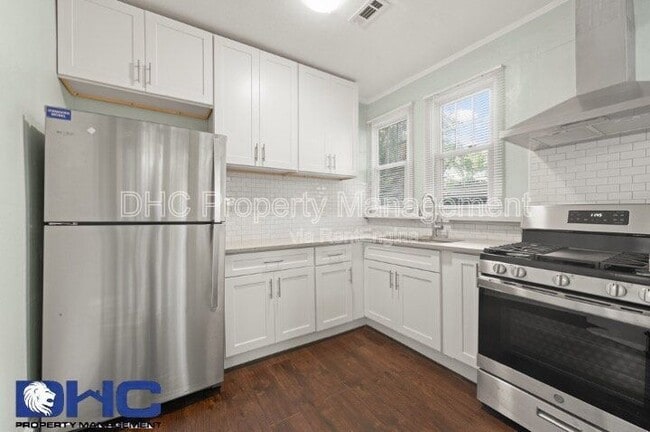 Photo - 3556 Main St Unit 2