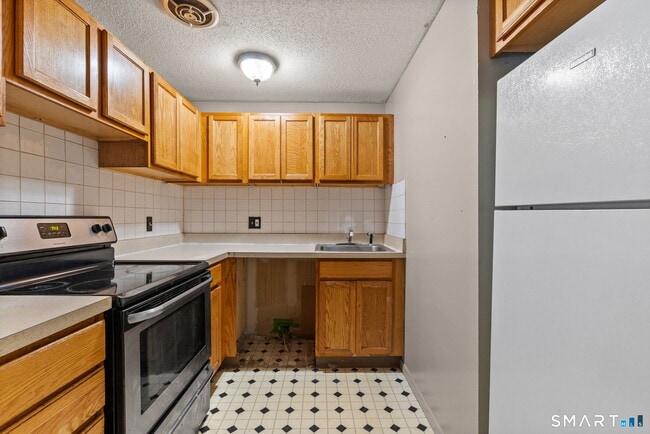 Photo - 199 Burgundy Hill Ln Unit 199