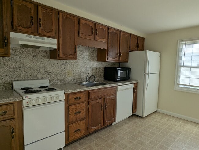 Photo - 482 Cedarcrest Dr Unit 482 Cedarcrest Dr