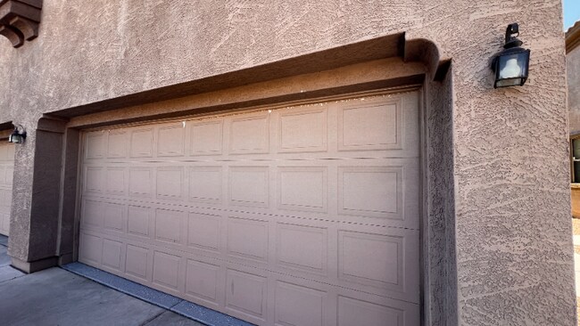 Photo - 1436 N 80th Dr Unidad 94